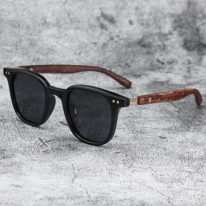 Street Fashion Glasses - Trendy Men Vintage Wooden Frame Sunglasses