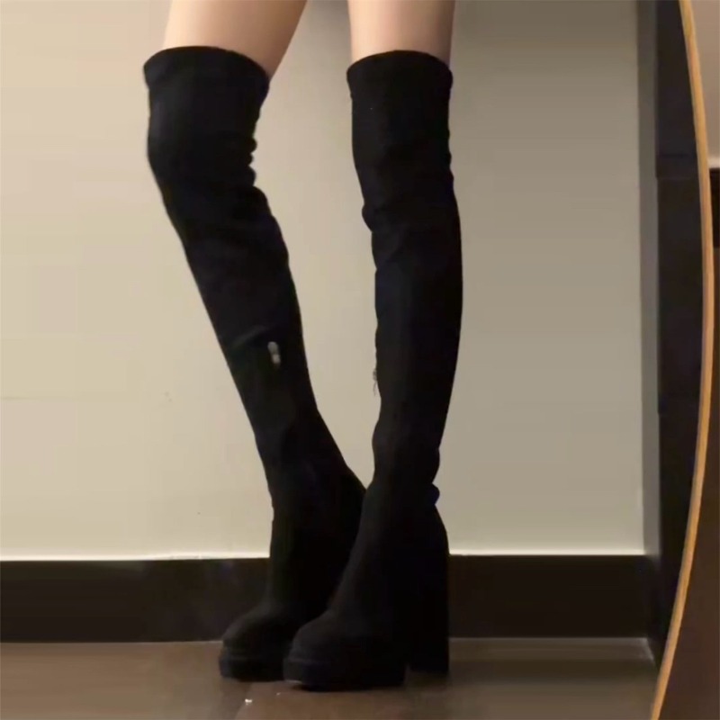 Nightclub Fashion Woman Thigh  - Street Fashion Ladies recension och pris