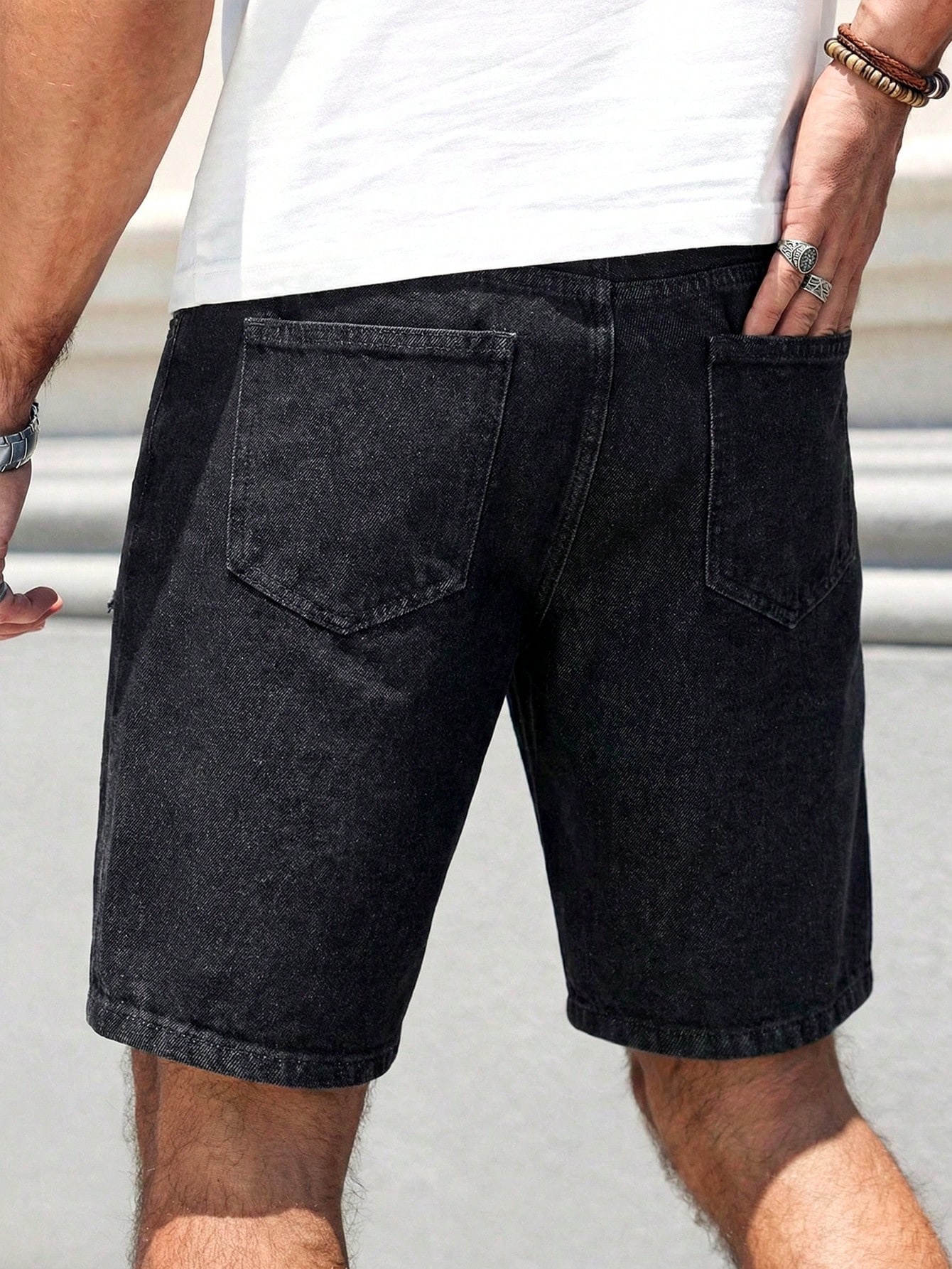 Men's Black Distressed Ripped  - Distressed Jean Rip recension och pris