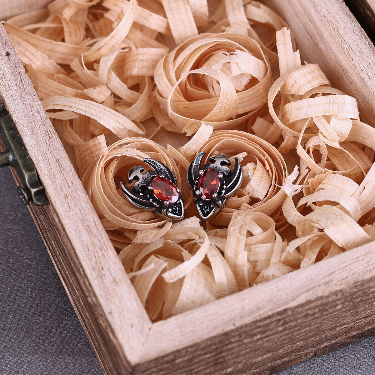 Personalized Ladybug Fashion S - Street Fashion Earrings recension och pris
